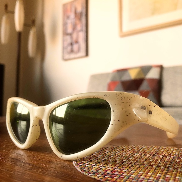 VINTAGE ‘60s COOL-RAY POLAROID GLITTER SUNGLASSES - Picture 1 of 12